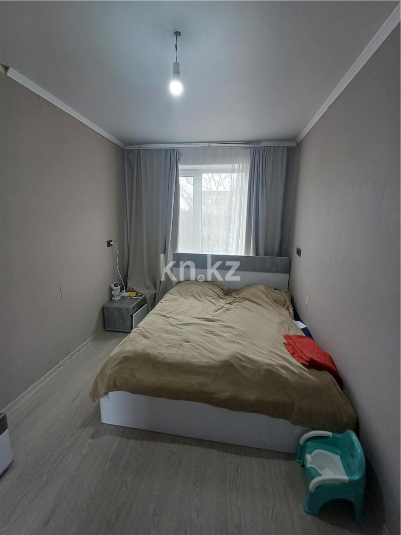 Продажа 2-комнатной квартиры, 43 м², мкр-н 12 в Караганде - фото 4