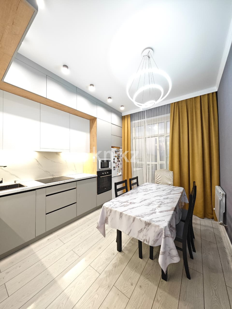 Продажа 3-комнатной квартиры, 82 м², ул. Муканова, дом  43/21 - Продажа квартир в Караганде фото 3 из 17