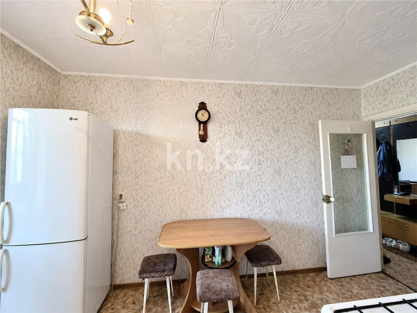 Продажа 4-комнатной квартиры, 100 м² - Продажа недвижимости в Темиртау - страница 3 фото 1 из 30