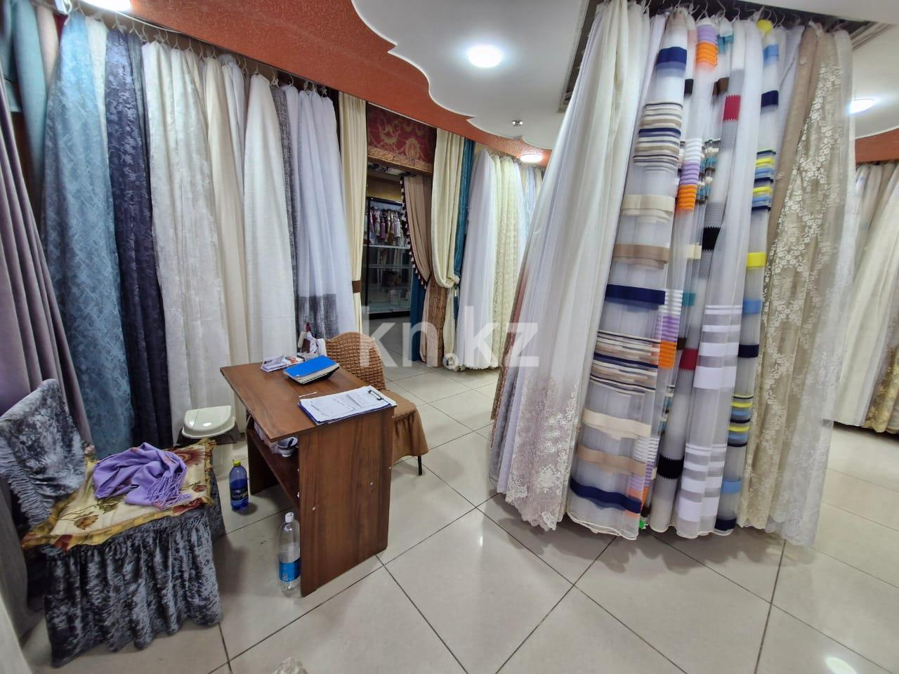 Продажа , 200 м², мкр-н Степной-4 - Продажа офисных и торговых помещений в Караганде фото 11 из 32