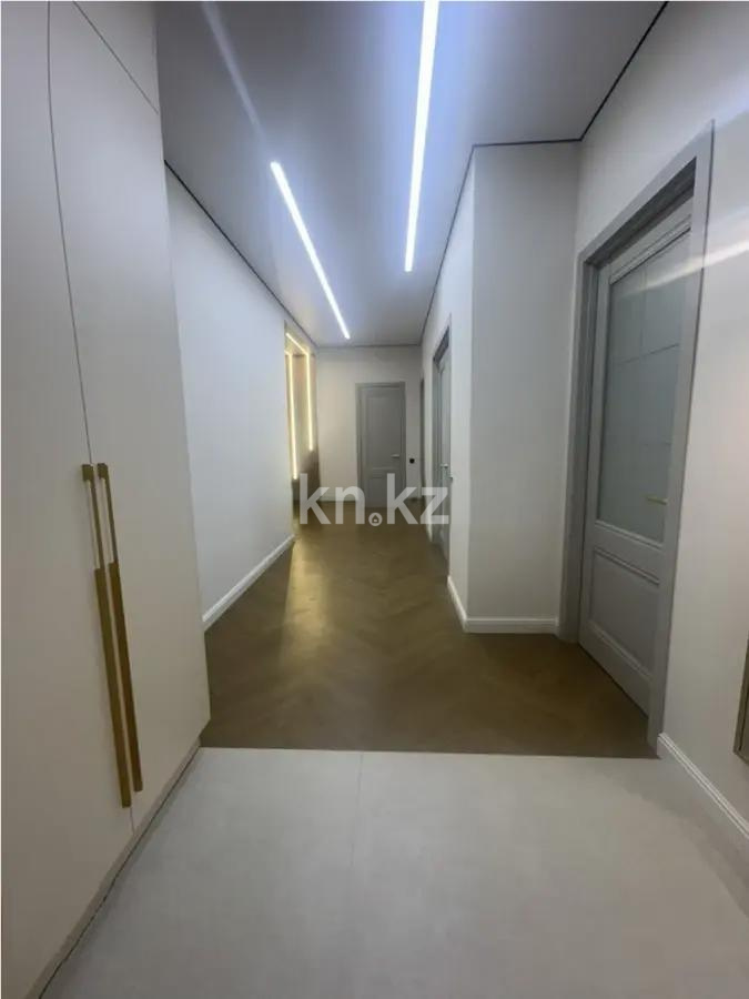 Продажа 4-комнатной квартиры, 111 м² в Караганде - фото 8