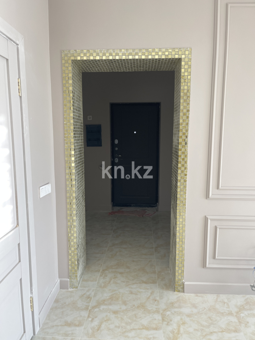 Продажа 4-комнатной квартиры, 142 м², ул. Желтоксан, дом  2/1 в Астане - фото 6