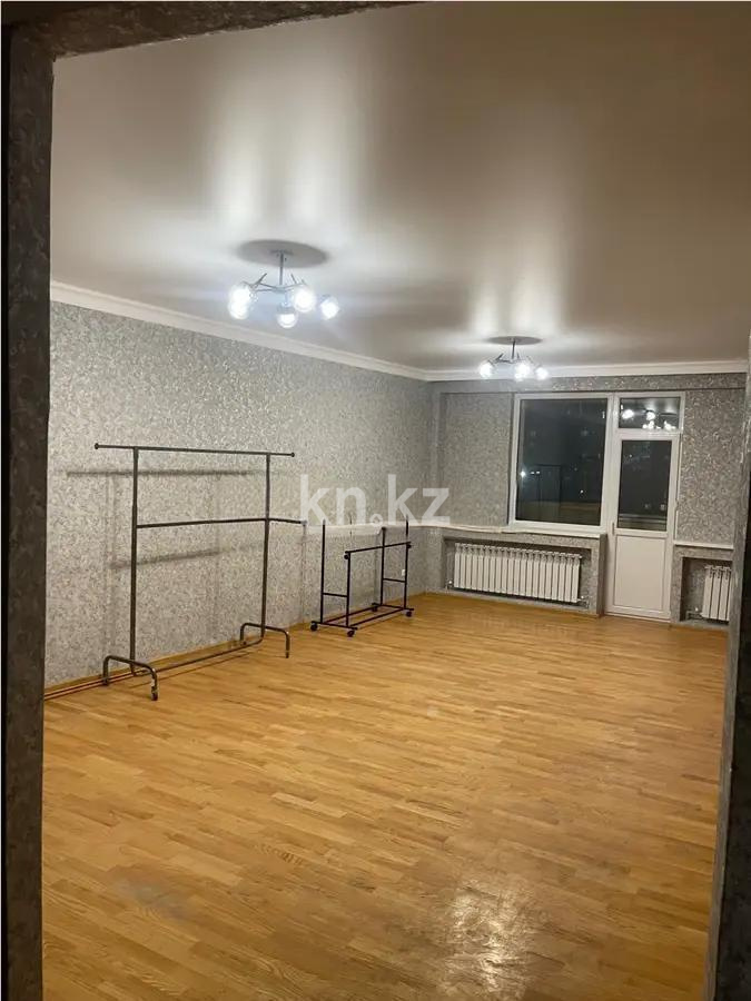 Продажа 3-комнатной квартиры, 108 м², ул. Достык, дом  13 - Продажа  трехкомнатных квартир в Астане без посредников с фото фото 1 из 5