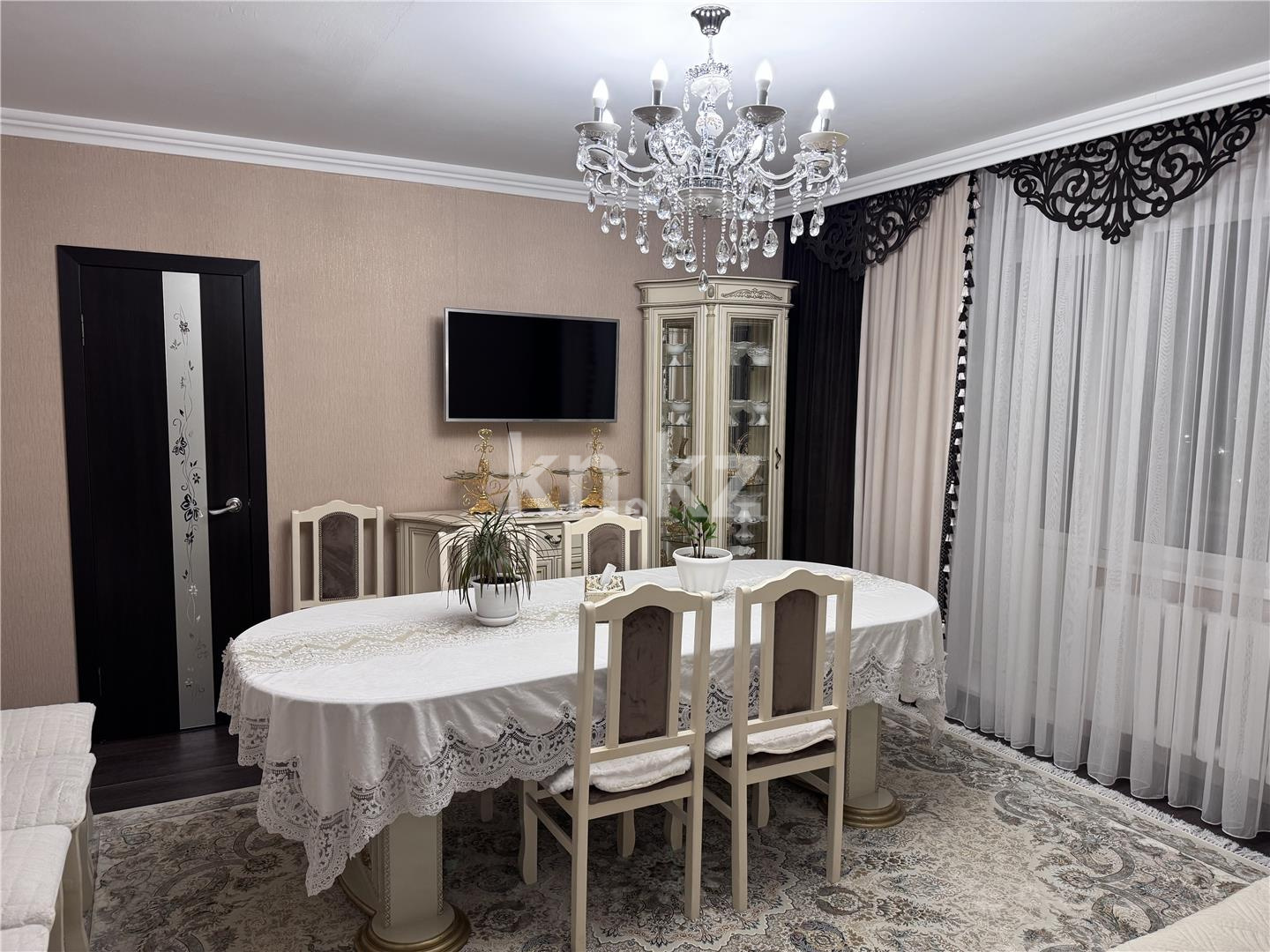 Продажа 3-комнатной квартиры, 64 м², ул. Муканова в Караганде