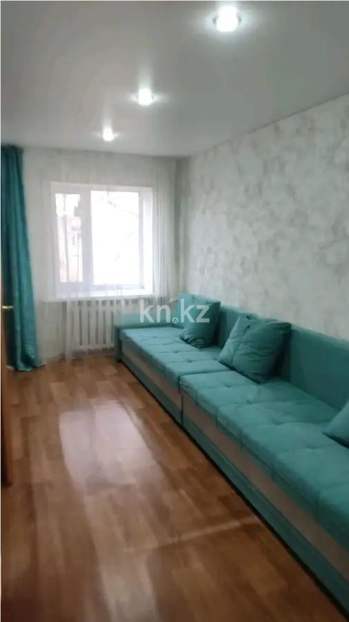 Продажа 2-комнатной квартиры, 45 м², 11 кв-л, дом  13 в Караганде