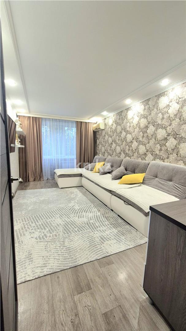 Продажа 3-комнатной квартиры, 70 м², ул. Амангельды - Продажа  трехкомнатных квартир в Темиртау фото 1 из 14