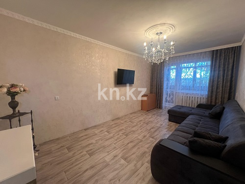 Продажа 3-комнатной квартиры, 61.8 м², мкр-н 18, дом  9 - Продажа  трехкомнатных квартир в Караганде с фото фото 1 из 9