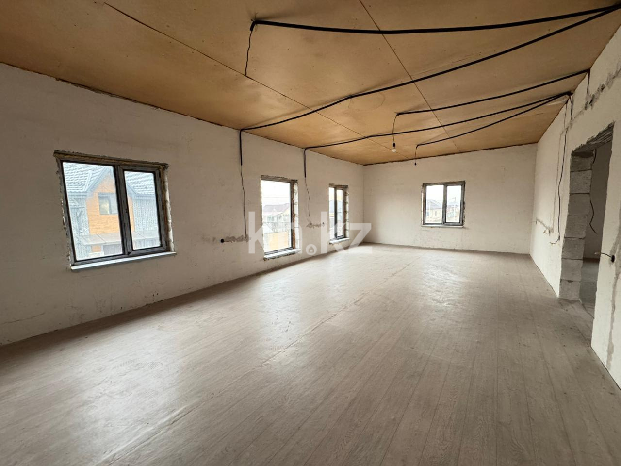 Продажа 6-комнатного дома, 270 м², мкр. Жана Куат - Продажа домов, коттеджей в Алматы фото 5 из 13