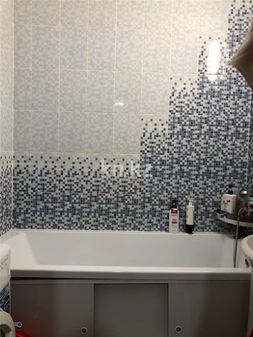 Продажа 2-комнатной квартиры, 54 м², мкр-н Степной-2, дом  1 в Караганде - фото 8