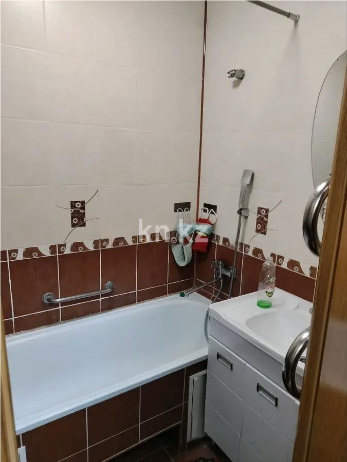 Продажа 2-комнатной квартиры, 60 м² в Алматы - фото 4