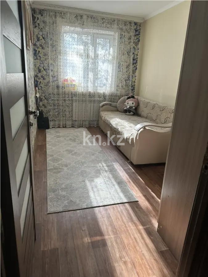 Продажа 3-комнатной квартиры, 63 м², пр. Строителей, дом  23 - Продажа  трехкомнатных квартир в Караганде фото 2 из 6