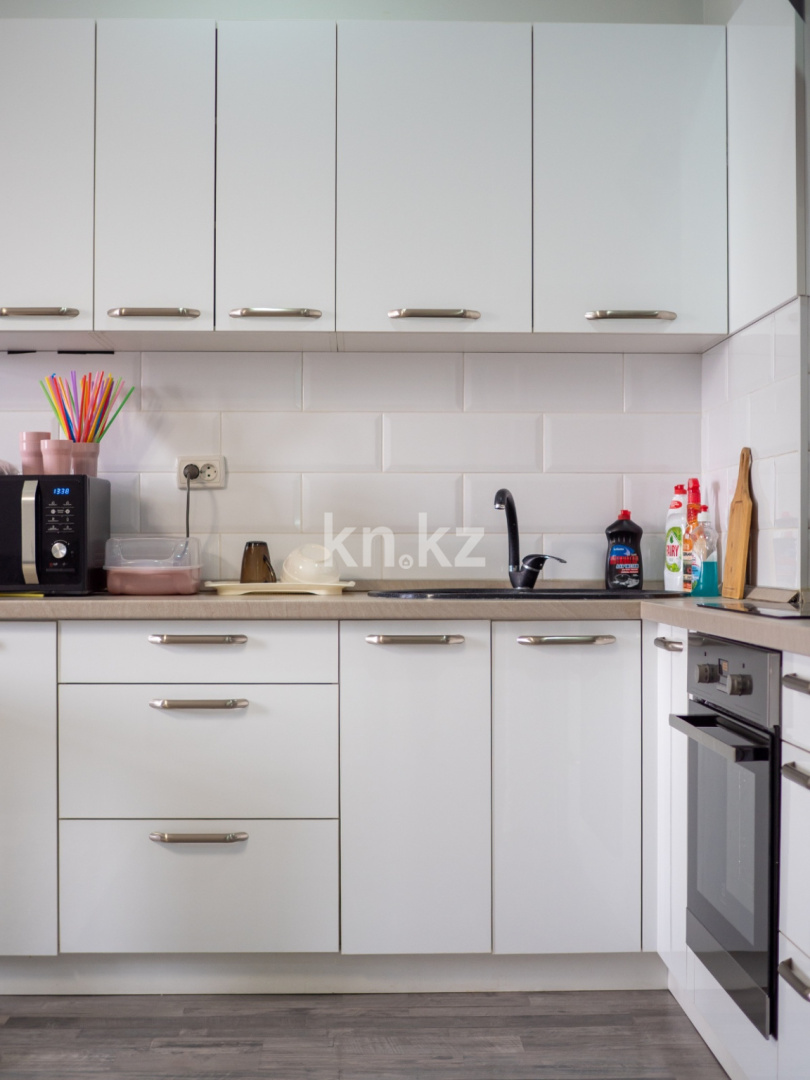 Аренда 2-комнатной квартиры посуточно, 57 м², ул. Навои, дом  208/8 - ул. Торайгырова - Аренда  двухкомнатных квартир посуточно в Алматы фото 15 из 24