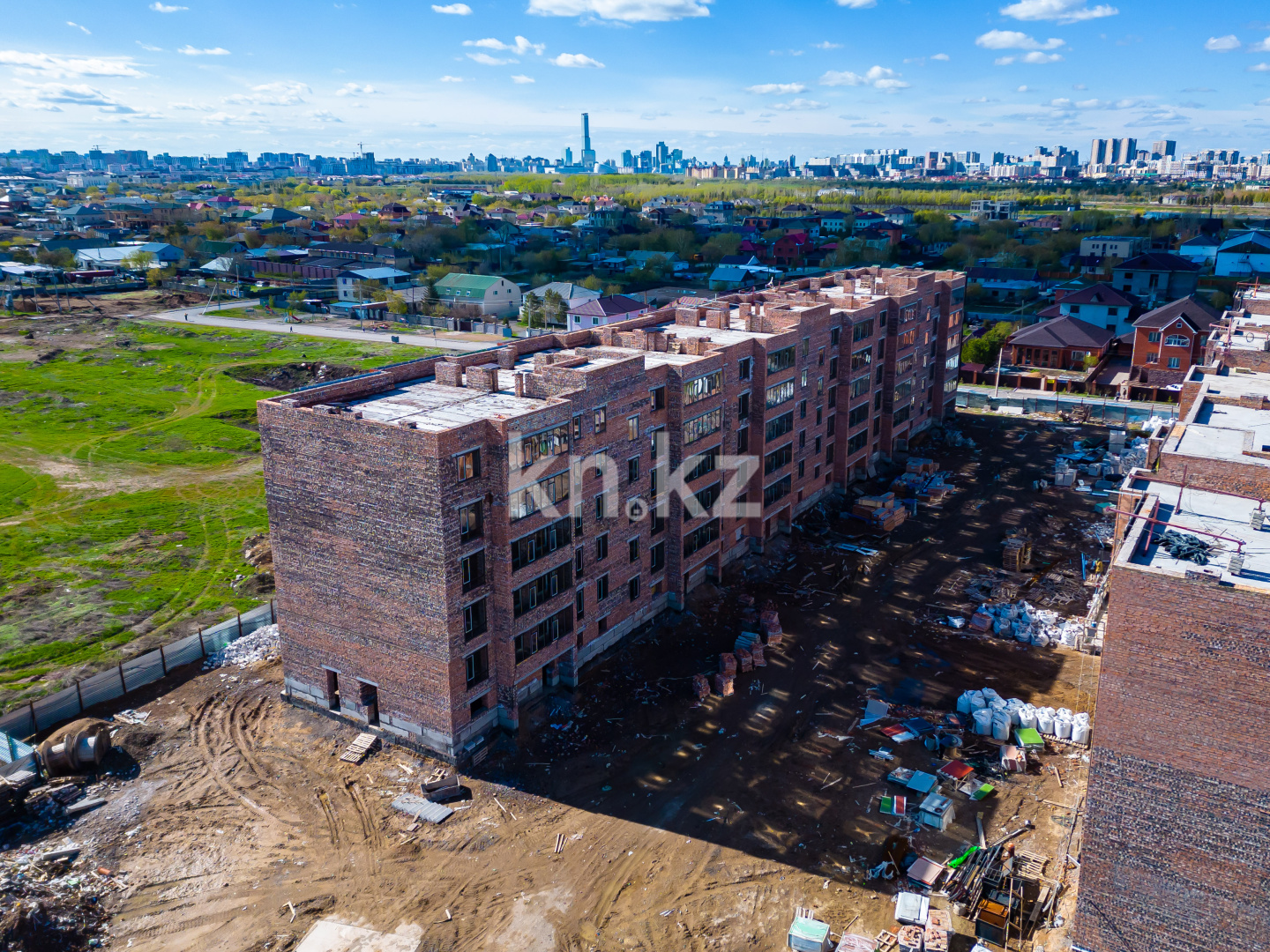 Продажа 1-комнатной квартиры, 38 м², ул. Аккемер, дом  14/1 в Астане - фото 3