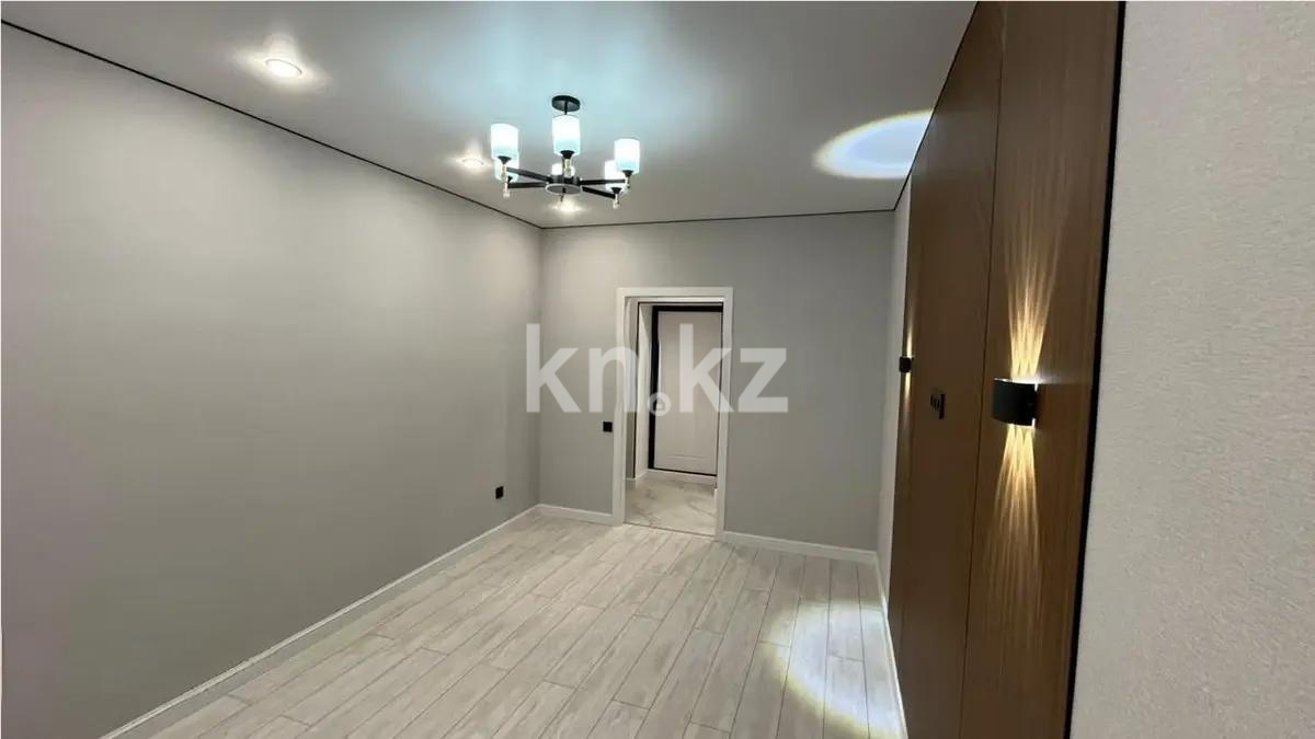 Продажа 1-комнатной квартиры, 37 м², ул. Тынышбайулы, дом  6 стр в Астане - фото 2