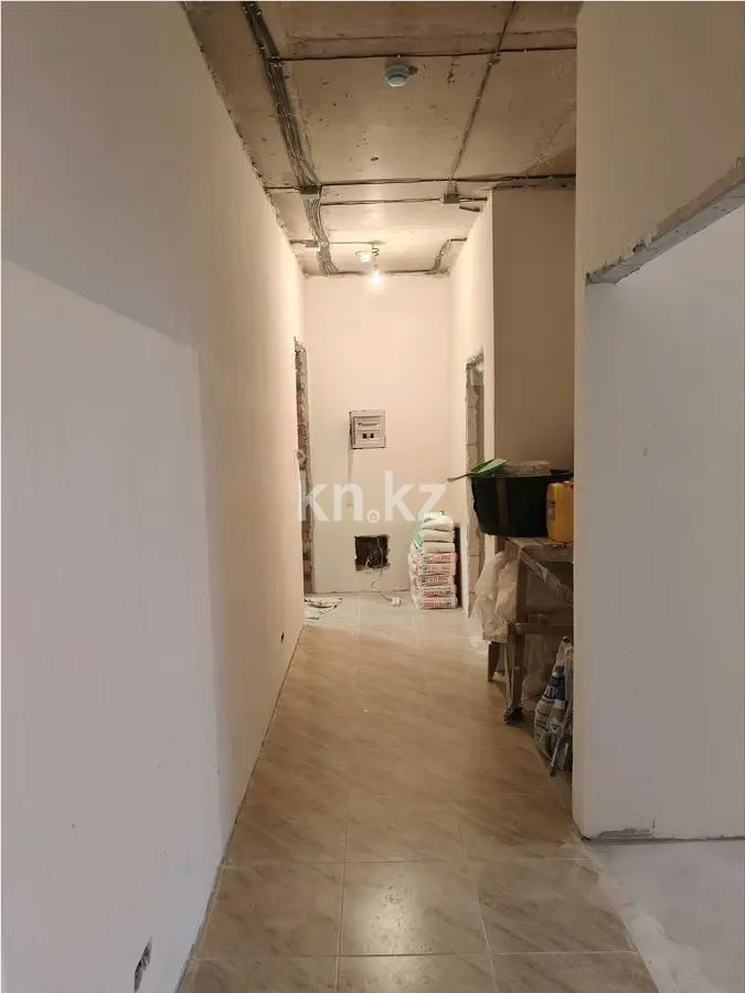 Продажа 2-комнатной квартиры, 65 м², ул. Байтурсынова, дом  32 в Астане - фото 5