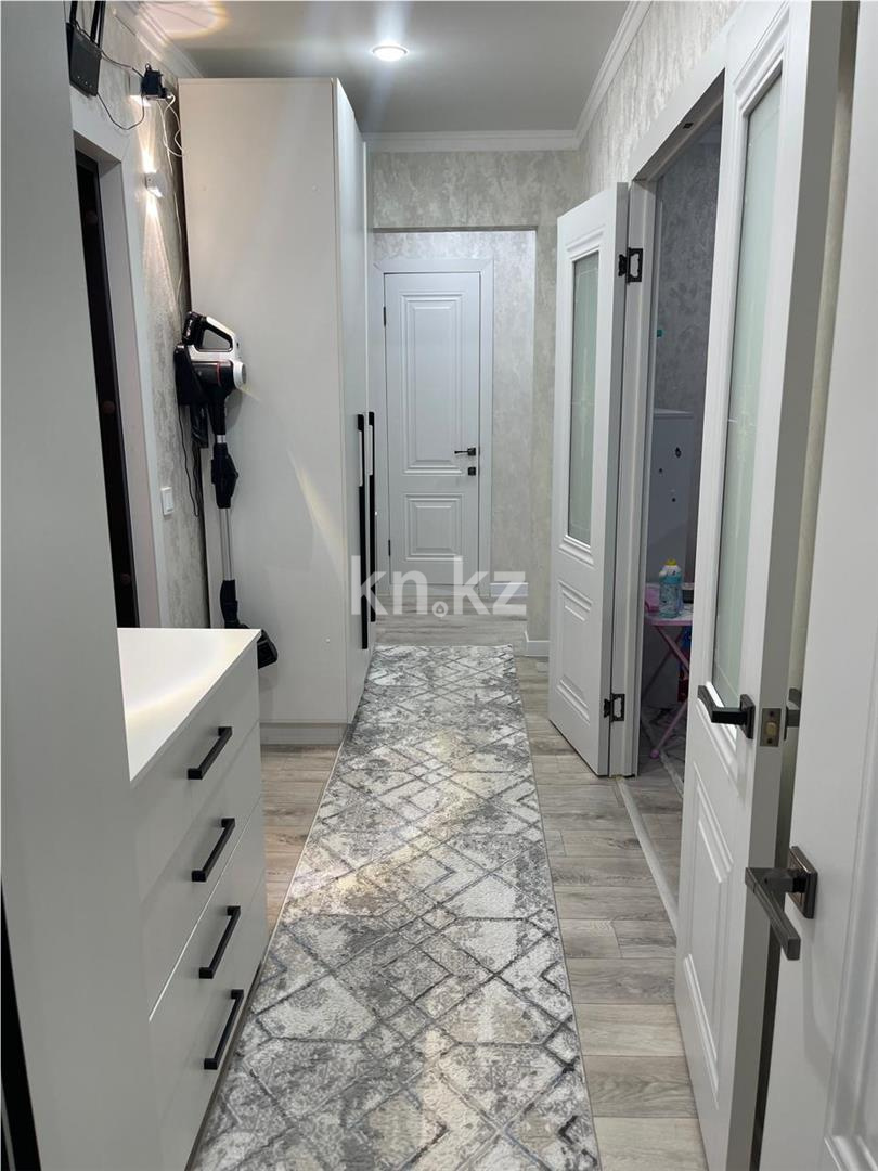 Продажа 2-комнатной квартиры, 54 м², мкр-н Гульдер-1 - Продажа  двухкомнатных квартир в Караганде фото 15 из 17