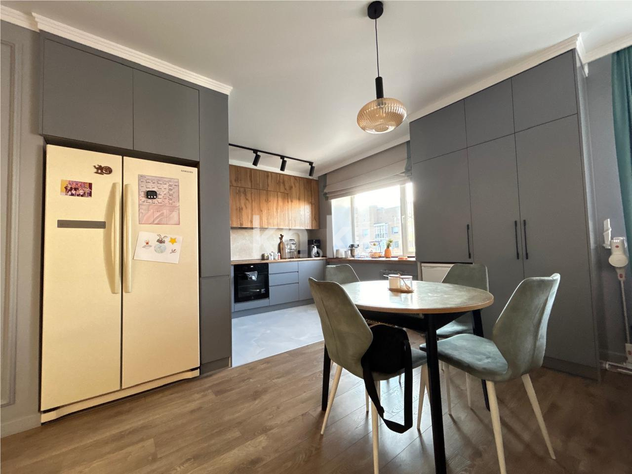 Продажа 4-комнатной квартиры, 105 м², ул. Иманбаевой - Продажа квартир в Астане фото 14 из 19