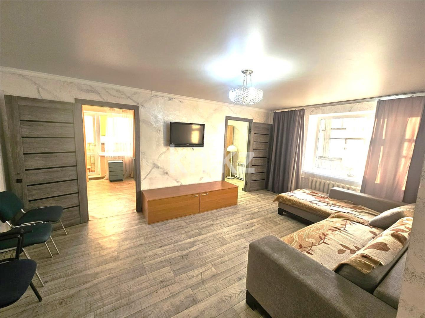 Продажа 3-комнатной квартиры, 62 м², ул. Язева - Продажа  трехкомнатных квартир в Караганде фото 2 из 18