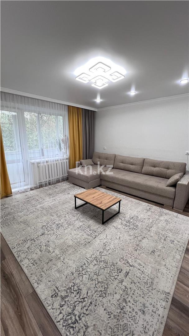 Продажа 3-комнатной квартиры, 65 м², ул. Рыскулова - Продажа квартир в Караганде фото 1 из 21