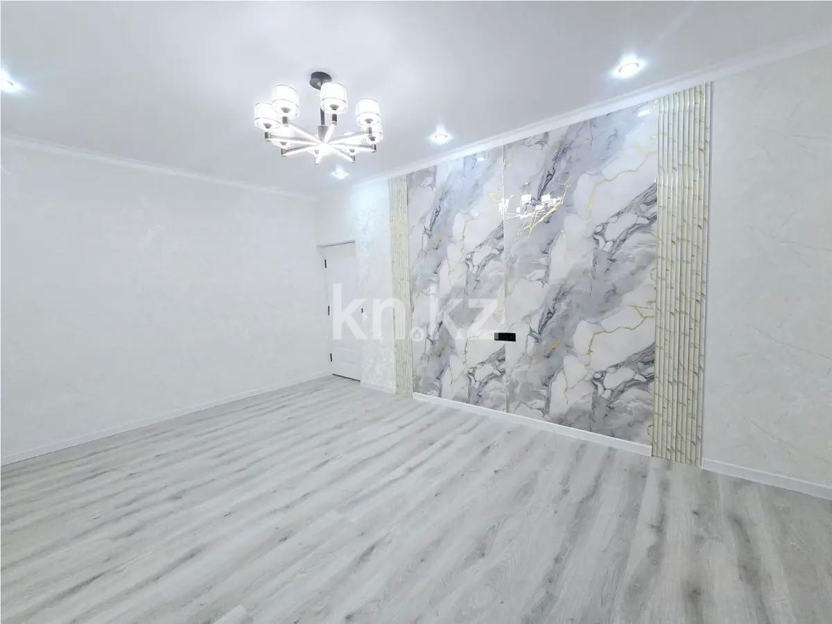 Продажа 3-комнатной квартиры, 72 м², мкр-н Аксай-2, дом  76 в Алматы - фото 2