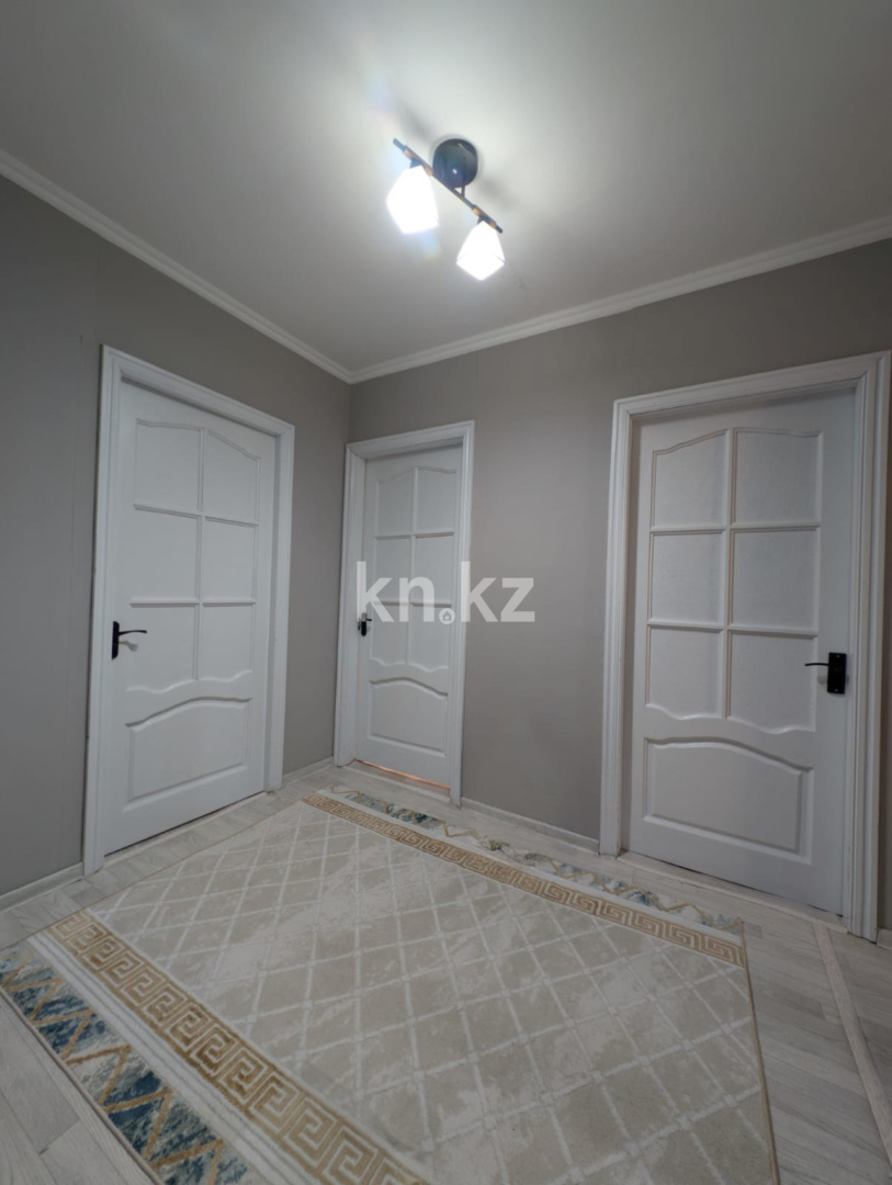 Продажа 3-комнатной квартиры, 61.7 м² в Уральске - фото 3