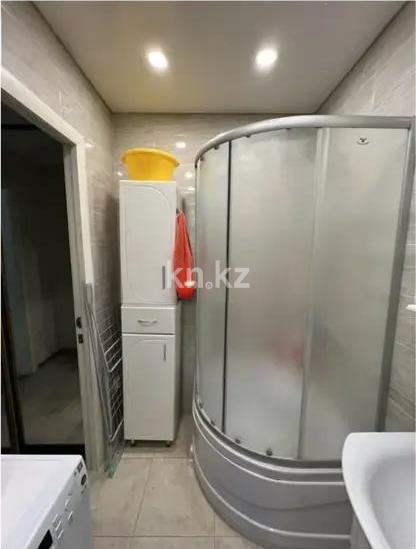 Продажа 1-комнатной квартиры, 32 м², мкр. Орбита-1, дом  34 в Караганде - фото 3