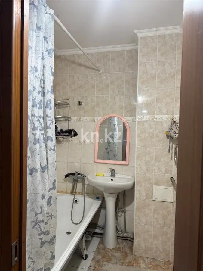 Продажа 2-комнатной квартиры, 54 м², мкр-н Аксай-1а, дом  30 в Алматы - фото 4