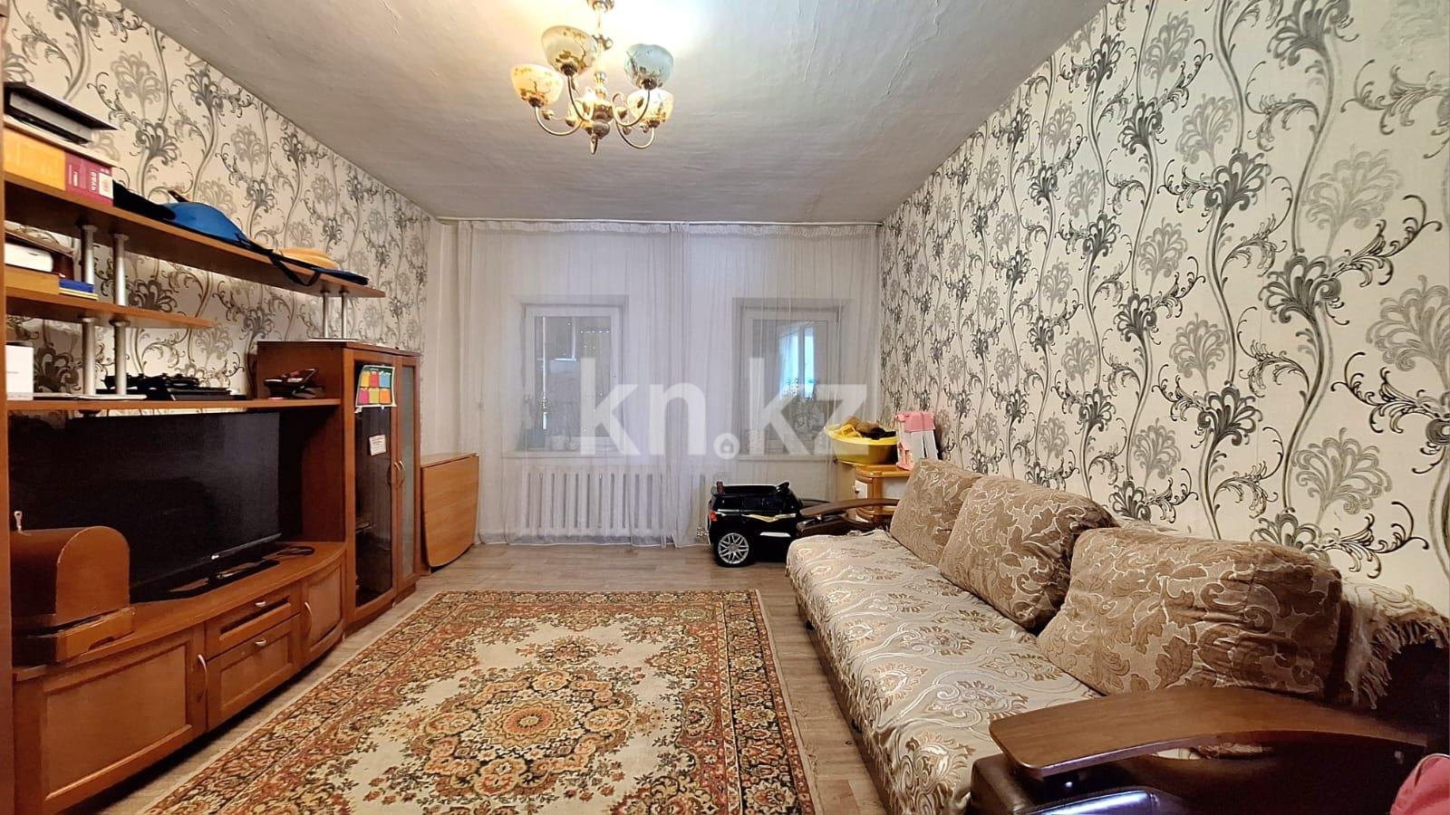 Продажа 4-комнатного дома, 80 м², ул. Лихачева - Продажа домов, коттеджей в Караганде фото 1 из 17