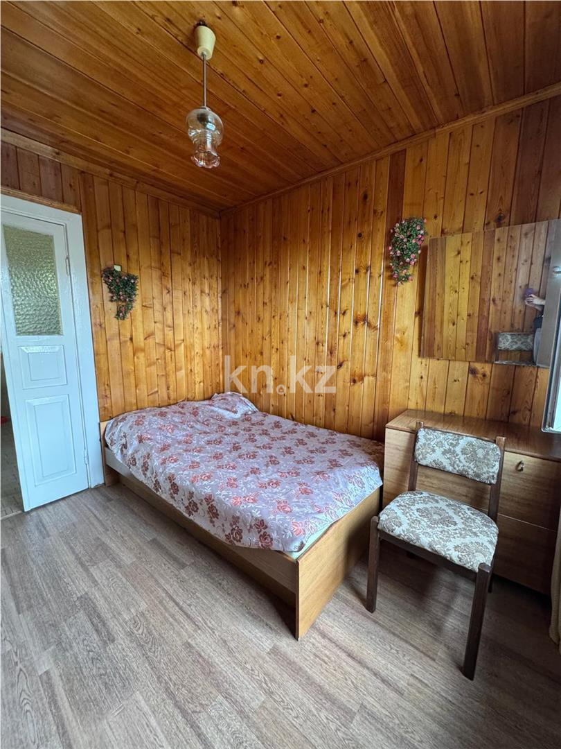 Продажа 4-комнатной квартиры, 61 м², пр. Н. Абдирова - Продажа  четырехкомнатных квартир в Караганде фото 4 из 14