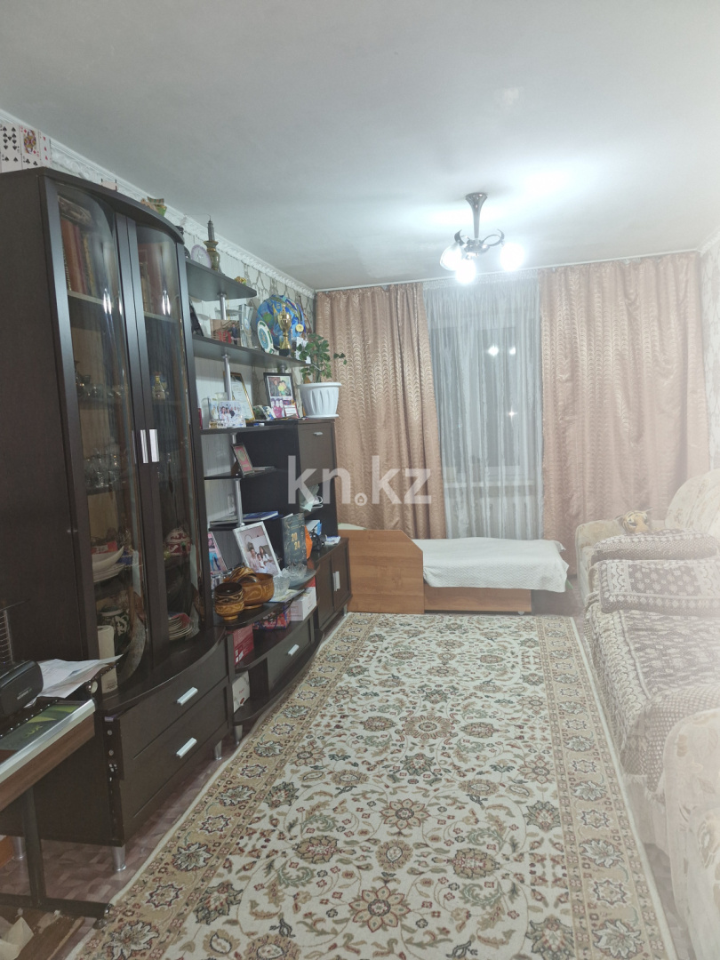 Продажа 2-комнатной квартиры, 53.3 м², мкр-н 18, дом  4 в Караганде - фото 2