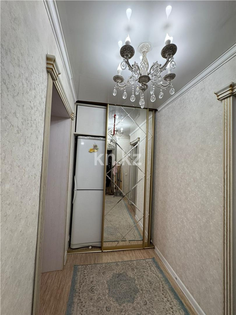 Продажа 3-комнатной квартиры, 64 м², мкр-н 6 - Продажа квартир в Караганде фото 9 из 12