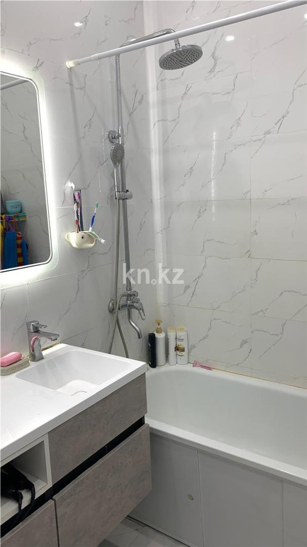 Продажа 3-комнатной квартиры, 83 м², ул. Муканова - Продажа  трехкомнатных квартир в Караганде с фото фото 8 из 10