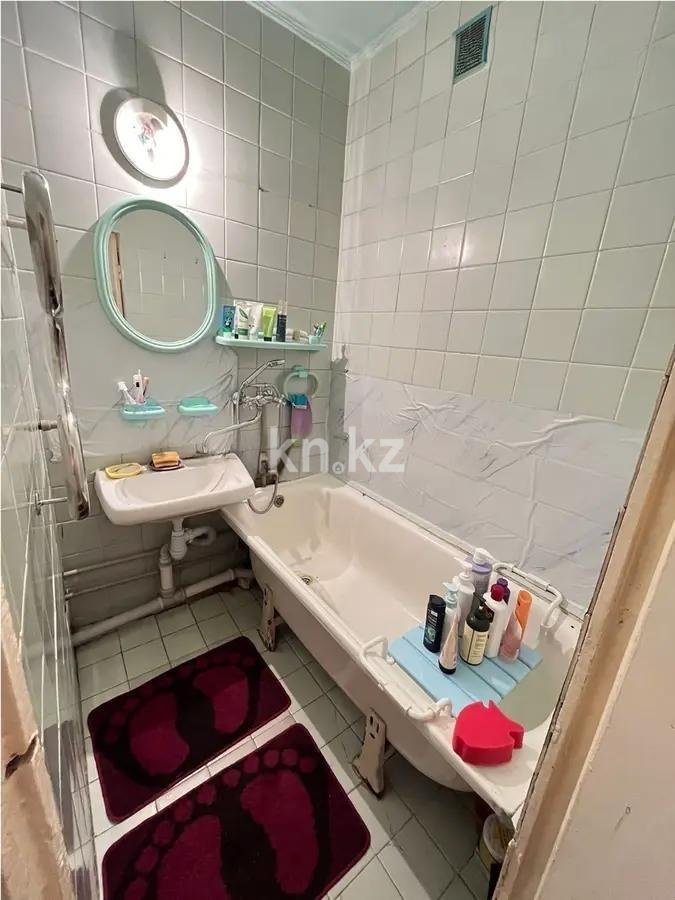 Продажа 3-комнатной квартиры, 56.1 м², мкр-н Аксай-2, дом  65 в Алматы - фото 2