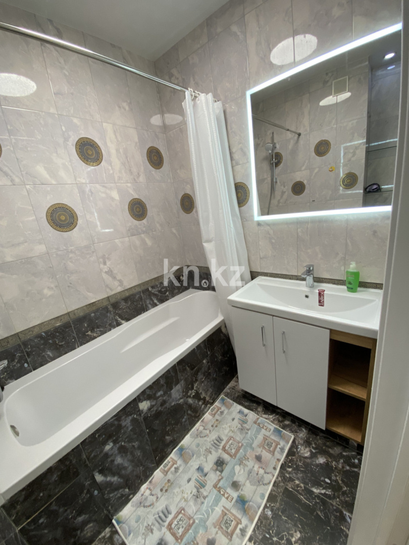 Аренда 2-комнатной квартиры посуточно, 80 м², ул. Керей, Жанибек хандар, дом  12/1 - Аренда квартир посуточно в Астане с фото фото 12 из 22