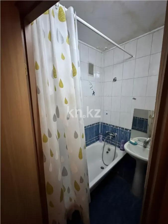 Продажа 2-комнатной квартиры, 46 м², мкр-н 10а, дом  22 в Алматы - фото 4