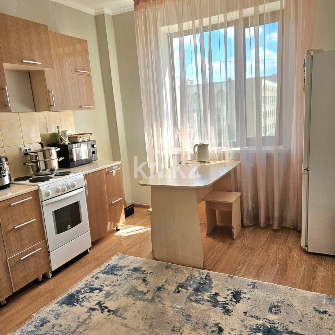Аренда 1-комнатной квартиры, 40 м², ул. Сыганак, дом  2 - ул. Айтматова - Аренда жилой и коммерческой недвижимости в Астане фото 1 из 5