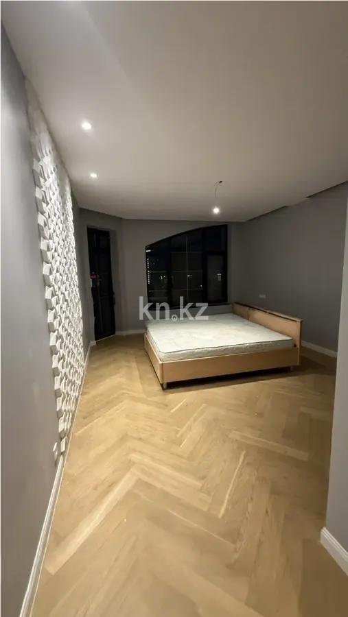Продажа 4-комнатной квартиры, 220 м² - Продажа четырехкомнатных квартир от собственников в Алматы фото 4 из 9