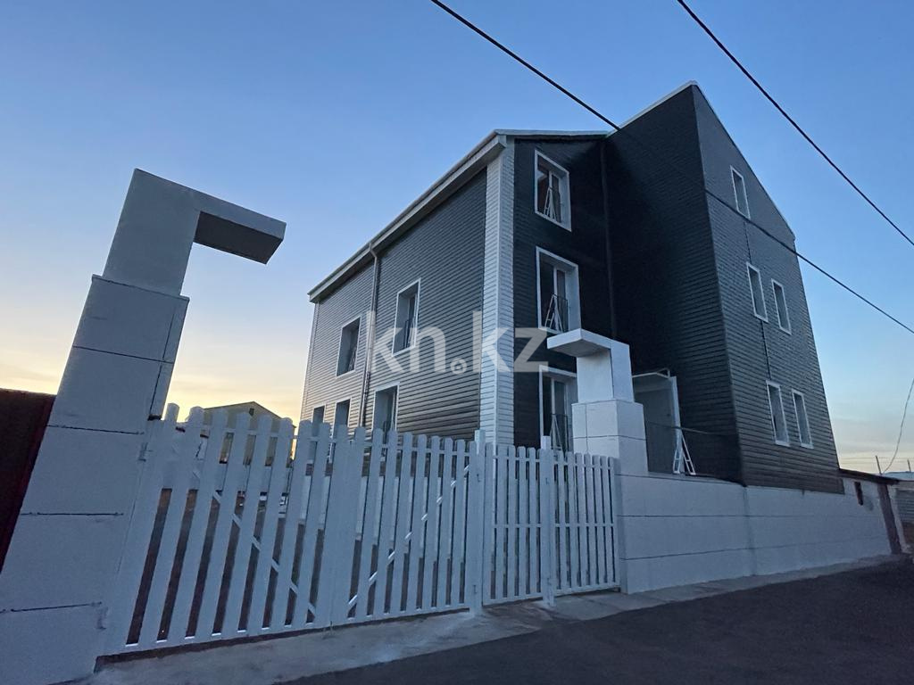 Продажа 8-комнатного дома, 500 м², ул. Рахимбекова, дом  54 - Продажа домов, коттеджей в Казахстане фото 2 из 5