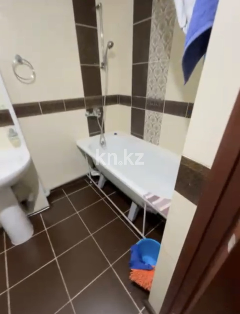 Аренда 2-комнатной квартиры, 60 м² - Аренда двухкомнатных квартир помесячно в Астане фото 10 из 11