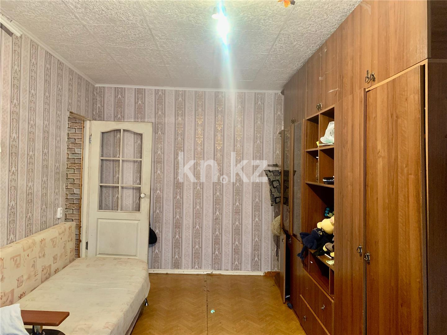 Продажа 2-комнатной квартиры, 44 м², мкр-н 23 в Караганде - фото 2