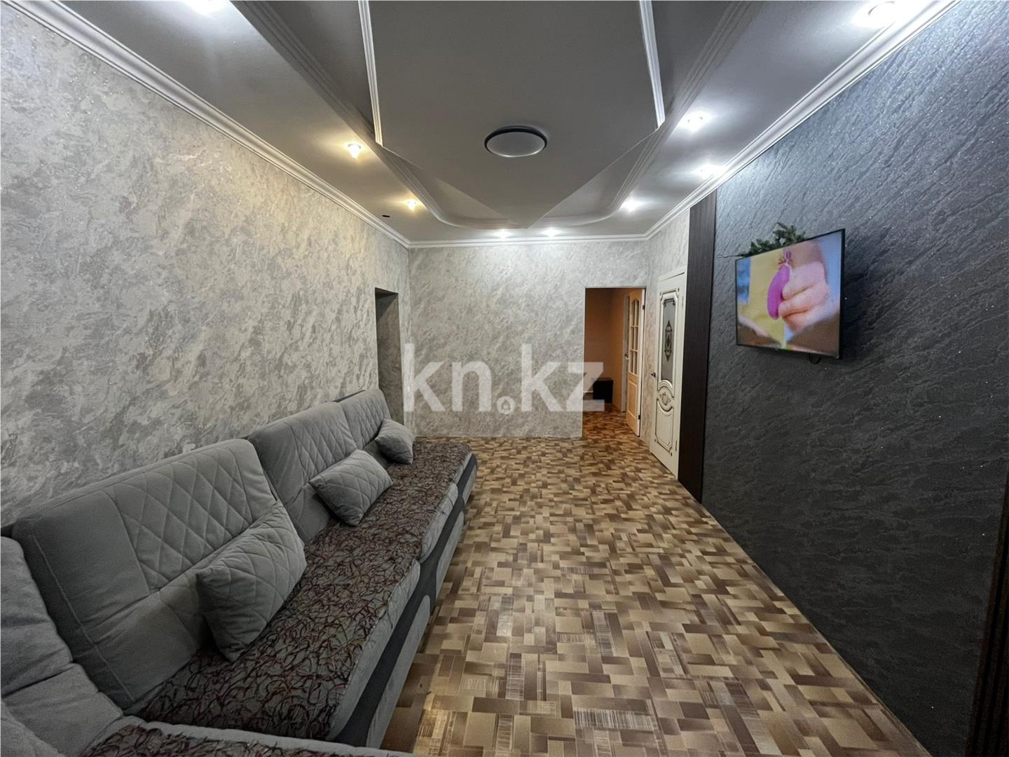 Продажа 5-комнатного дома, 84 м², ул. Чапаева - Продажа домов, коттеджей в Казахстане фото 1 из 19