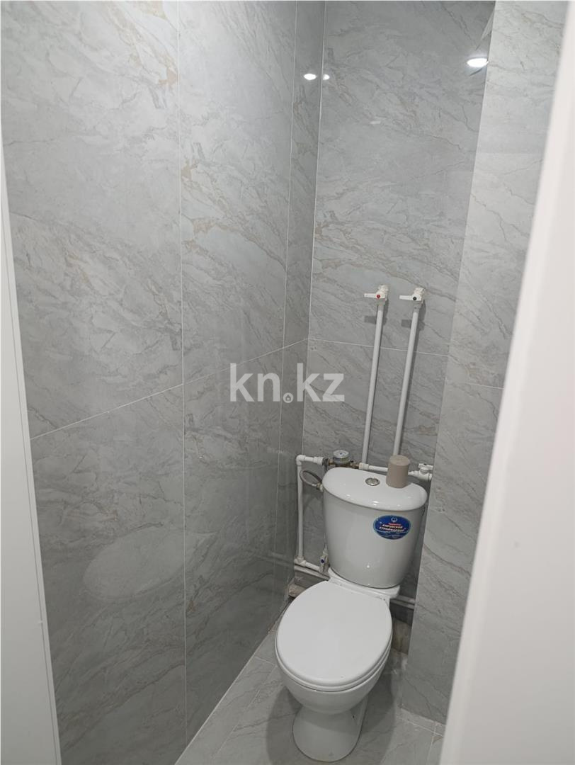 Продажа 1-комнатной квартиры, 35 м², ул. Муканова в Караганде - фото 8