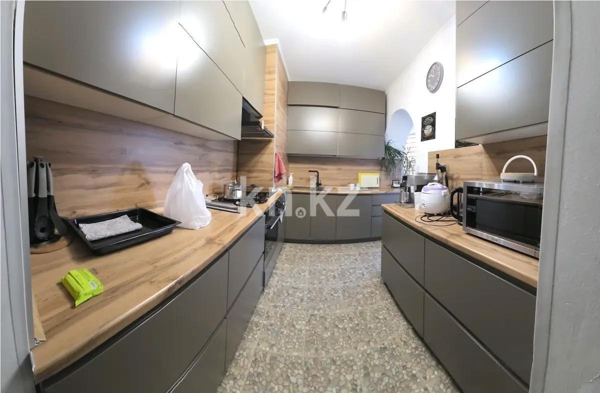 Продажа 3-комнатной квартиры, 80 м², пр. Достык, дом  33 в Алматы - фото 3