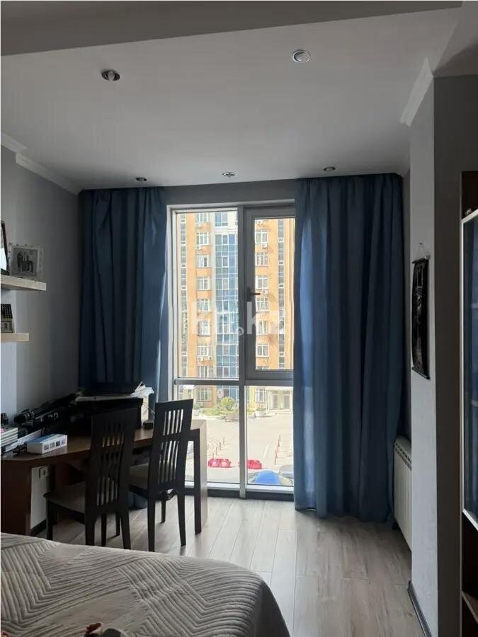 Продажа 4-комнатной квартиры, 130 м² в Алматы - фото 3