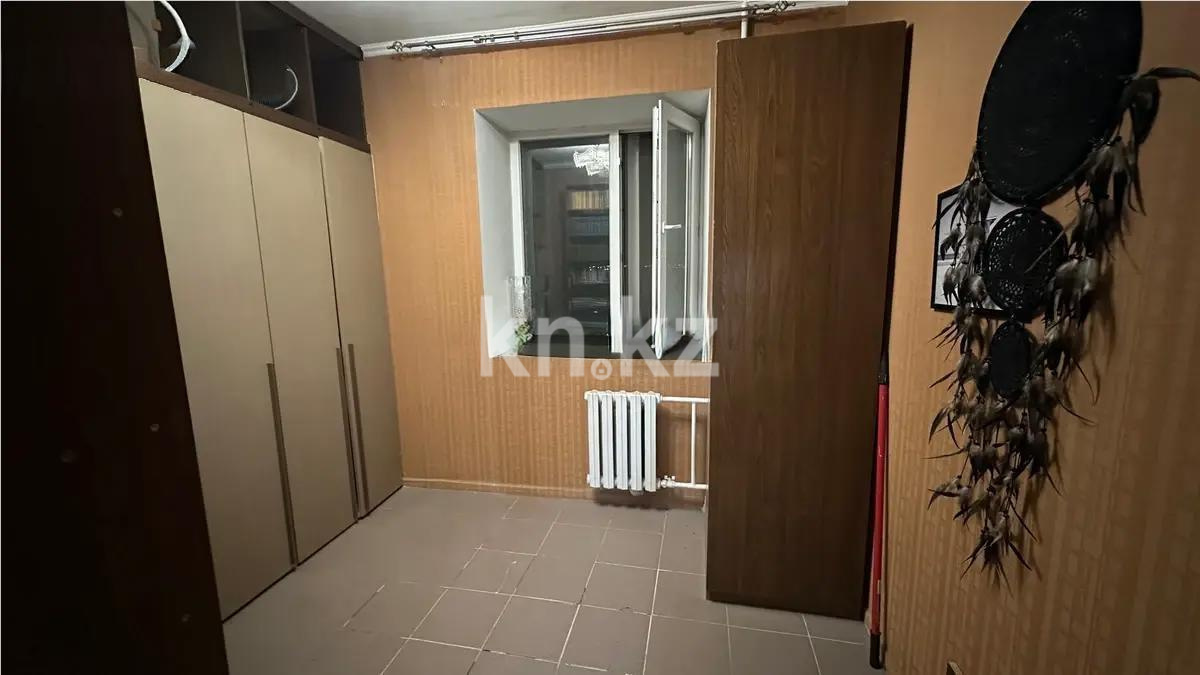 Продажа 2-комнатной квартиры, 70 м², ул. Желтоксан, дом  48/1 в Астане - фото 4