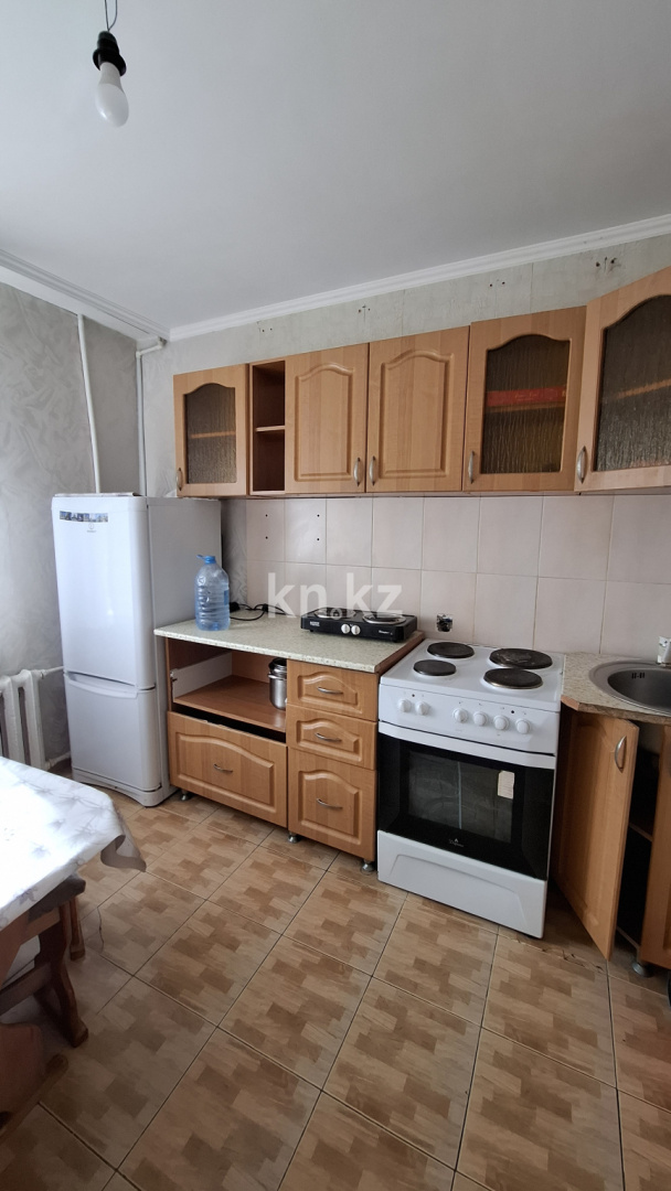 Аренда 4-комнатной квартиры, 71 м² - Аренда квартир помесячно в Караганде фото 1 из 12