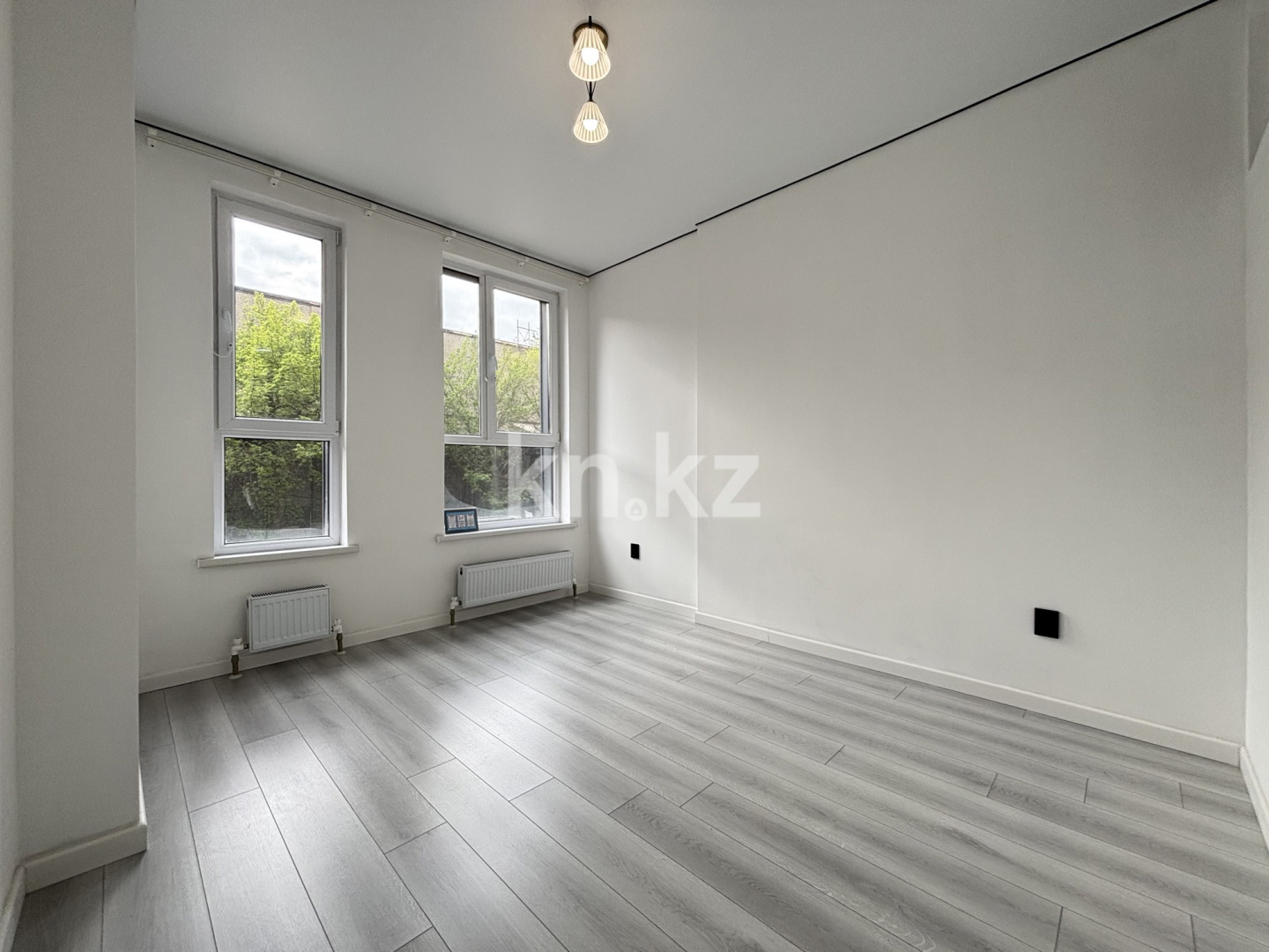 Продажа 2-комнатной квартиры, 43.6 м², ул. Райымбек батыра, дом  348/1 - Продажа  двухкомнатных квартир в Алматы с фото фото 1 из 13