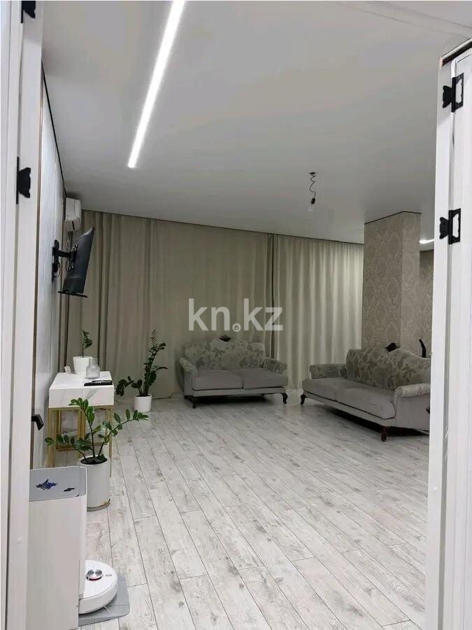 Продажа 4-комнатной квартиры, 175 м² в Астане
