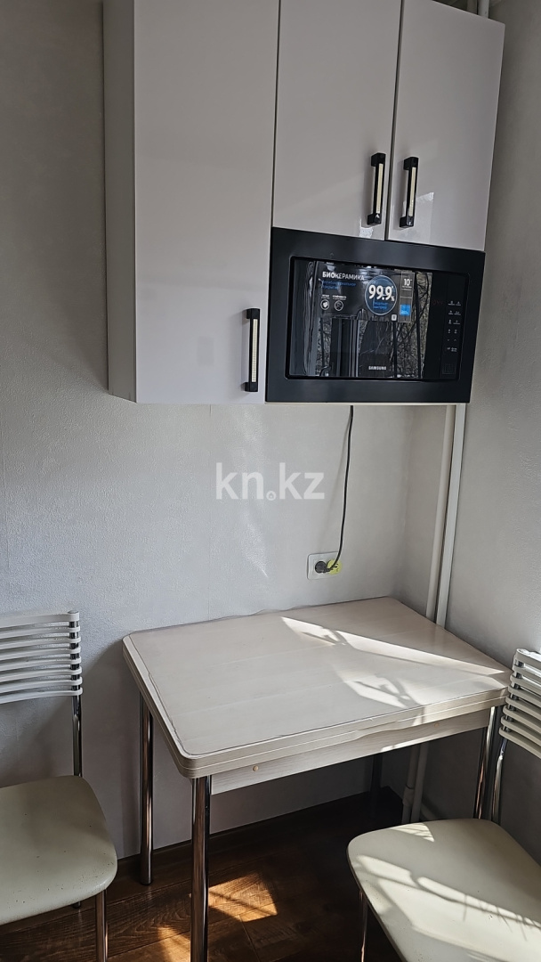 Продажа 3-комнатной квартиры, 43 м² - Продажа трехкомнатных квартир в панельном доме в Караганде - страница 5 фото 14 из 16