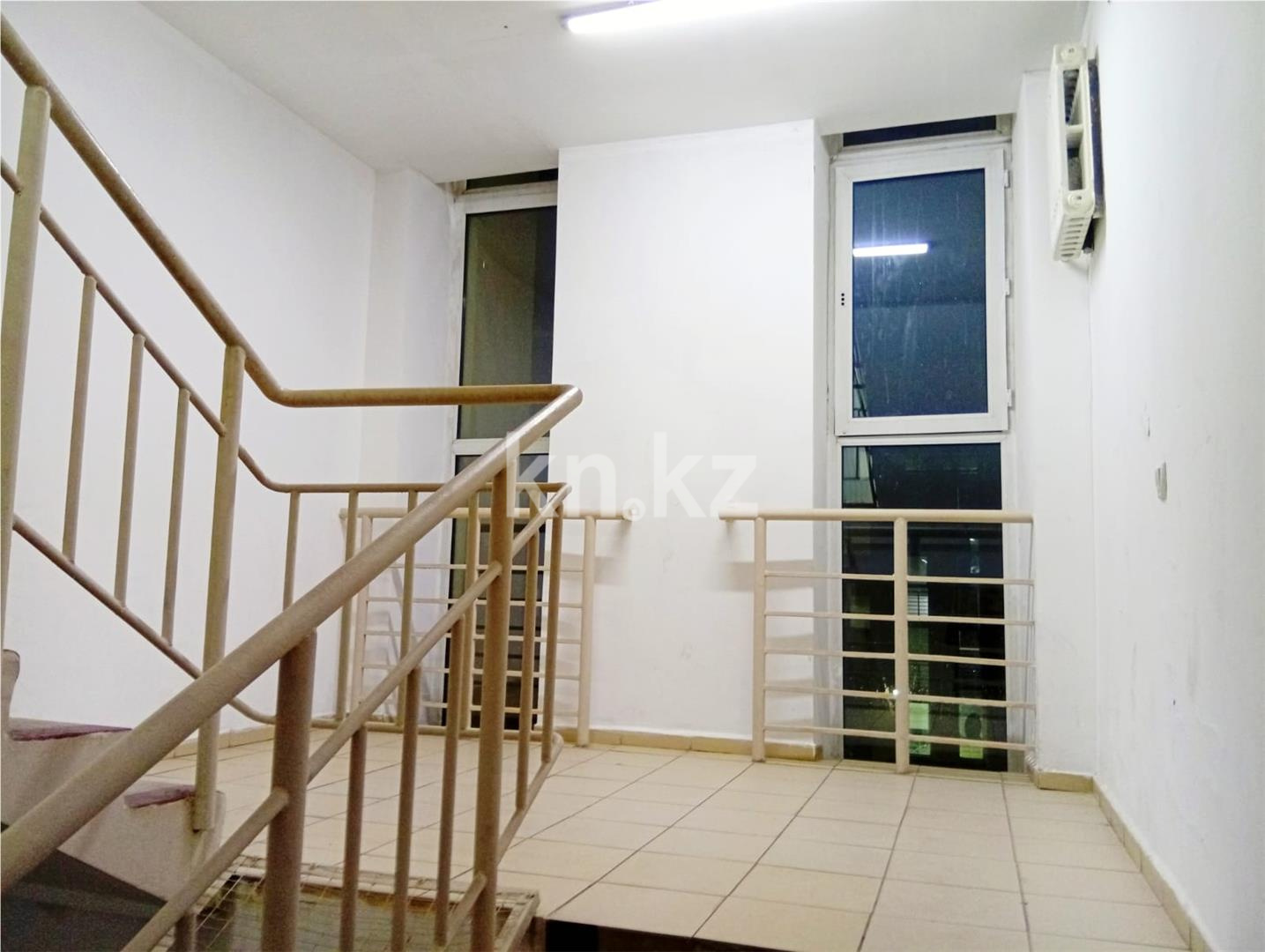 Продажа 2-комнатной квартиры, 54 м², ул. Бейбарыс Султан - Продажа квартир в Карагандинской области фото 14 из 16